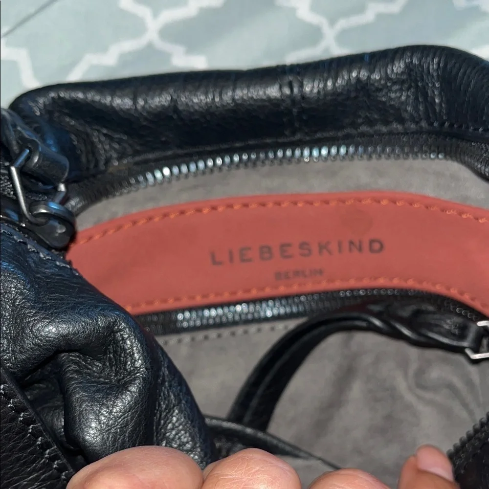 Liebeskind Fremont Crossbody Bag Liebeskind. Black Leather